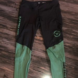 Virus leggings